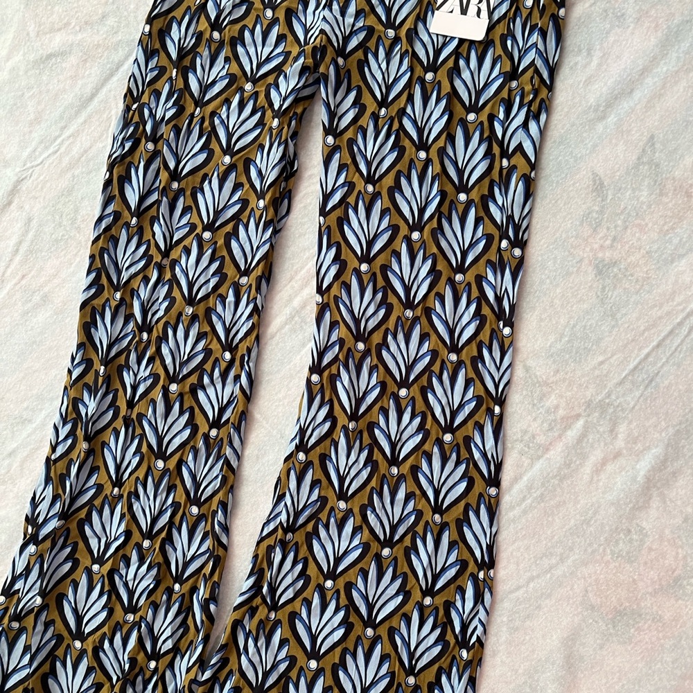 Zara Patterned Leggings - Blue & Brown - Picture 3 of 10